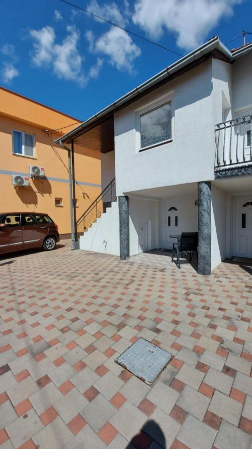 Apartment Kapetanovic Bosanski Samac Habitación foto